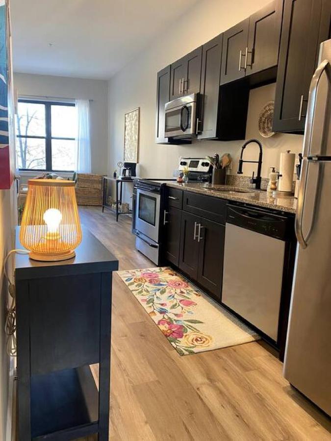 Refreshing 2 Bedroom, 3 Bed Nashville Condo W Free Parking Near Restaurants Kültér fotó